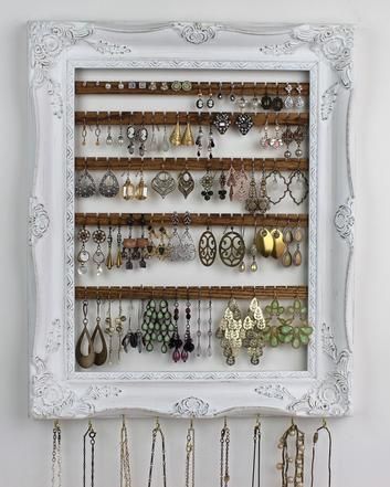 Earring Holder Wall, Diy Jewelry Wall, Diy Earring Holder, Jewelry Organizer Diy Wall, Functional Wall Art, Jewelry Storage Diy, Vintage Jewelry Diy, Hanging Earring, Diy Jewelry To Sell