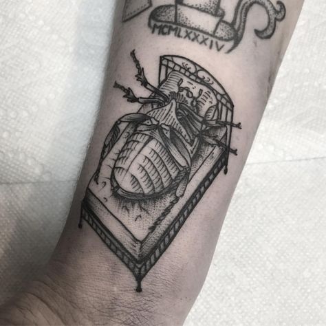 Gregor Samsa awoke done @loveletters_tattoo #allday #LA henbotattoo@gmail.com Dark Tattoo Ideas, Gregor Samsa, Gotik Tattoo, Shadow Tattoo, Traditional Tattoo Sleeve, Doodle Tattoo, Spooky Tattoos, Tatuaje A Color, Dark Tattoo