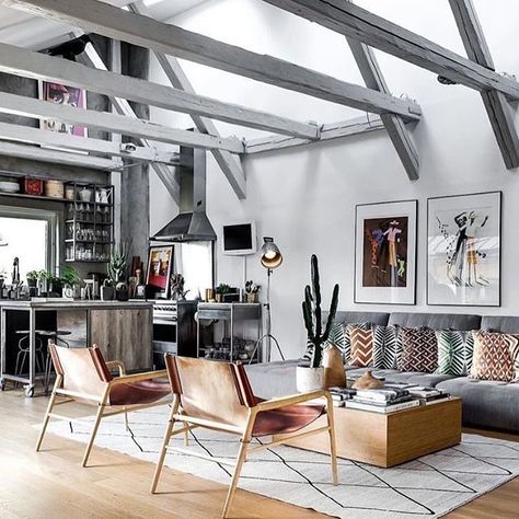 Elevate your living room with beams. CLICK THE LINK IN THE HIGHLIGHT TO FIND OUT MORE! #decorate #decor #interiorinspiration #interiordesign #interiordecorating #interiorforinspo #interiorwarrior #interiorstyling #interiorandhome #interiorlovers #interiorforyou #interiordesire #interiorstyle #interiorinspo #interiordecor #instaliving #interiors #inspohome #homedeco #homedecorating #homeinspiration #homeinspo #homeideas #homedesign #decorblog #marcialovesit Indoor Courtyard, Gravity Home, Loft Industrial, Attic Apartment, Industrial Livingroom, A Living Room, Wood Flooring, Apartment Interior Design, Apartment Interior