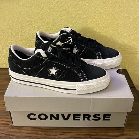 Brand: Converse Size: 5.5 W Condition: Brand New ( Unisex ) - Open To Offers - Smoke Free Home Converse Star Shoes, Converse 1 Star, Converse One Stars, Converse Shoes High Top, Cons One Star, Converse One Star Black, Converse One Star Pro, Cool Converse, Black School Shoes