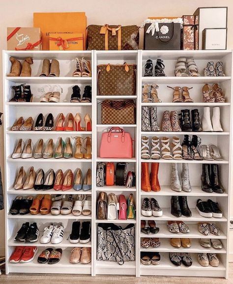 Diy Shoe Wall, Shoe Shelf Ideas, Bag And Shoes Closet, Shoe Room, Closet Shoe Storage, Dream Closet Design, Shoe Wall, Bag Rack, Closet Remodel