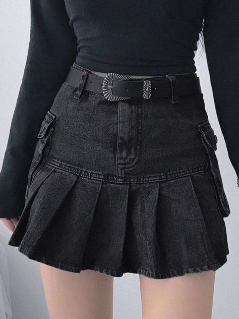 Korean Goth, Goth Skirts, Denim Pleated Skirt, Pleated Denim Skirt, Pleated Denim, Vintage Denim Skirt, Dark Academia Fashion, Black High Waisted Shorts, Academia Fashion