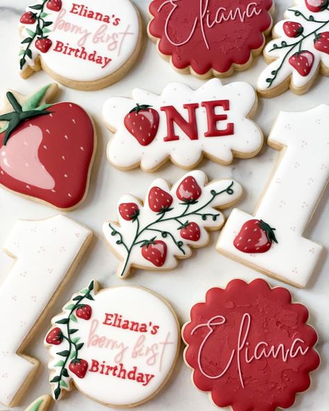 Strawberry Birthday Food, Berry First Birthday Cookies Decorated, Berry 1st Birthday Cookies, Berry First Birthday Desserts, Strawberry Birthday Cookies, Strawberry Decorated Cookies, Strawberry Theme Cookies, Berry First Birthday Cookies, Berry First Birthday Party Food