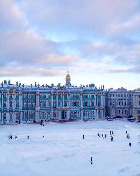 Winter Palace St Petersburg, Russia Winter, Egypt Concept Art, Siberia Russia, Lake Baikal, Russian Architecture, Russia Travel, Winter Palace, Dream Mansion