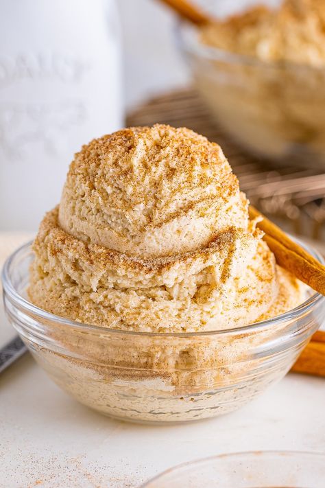 Snickerdoodle Cookie For One, Snickerdoodle Edible Cookie Dough, Snickerdoodle Recipes, Edible Dough, Snickerdoodle Cookie Dough, Easy Snickerdoodle Recipe, Cookie Dough For One, Cookie Dough Dip Recipe, Easy Snickerdoodles