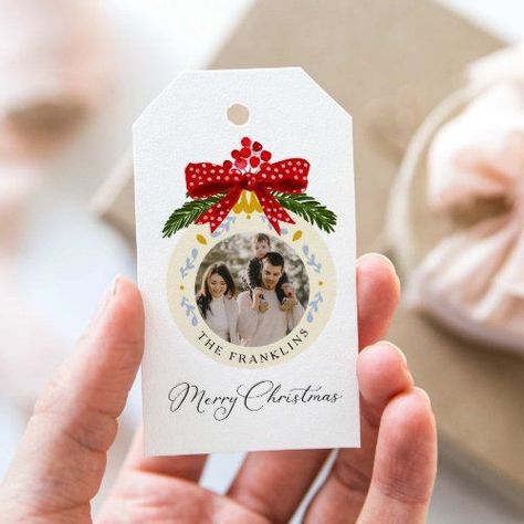 Photo Gift Tags, Personalized Christmas Tags, Merry Christmas Gift Tags, Merry Christmas Photos, Black Tartan, Popular Crafts, Photo Family, Holiday Wrapping Paper, Christmas Favors