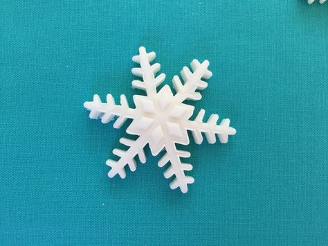 These Snow flake is made to order I can make them in 3 different sizes like 3 small 3 mediums and 3 large for only $10.00 Edible Snow, Snow Flakes, Snow Flake, Gifts For Everyone, Underarmor Logo, Cake Decoration, Cake Topper, Cake Toppers, Fondant