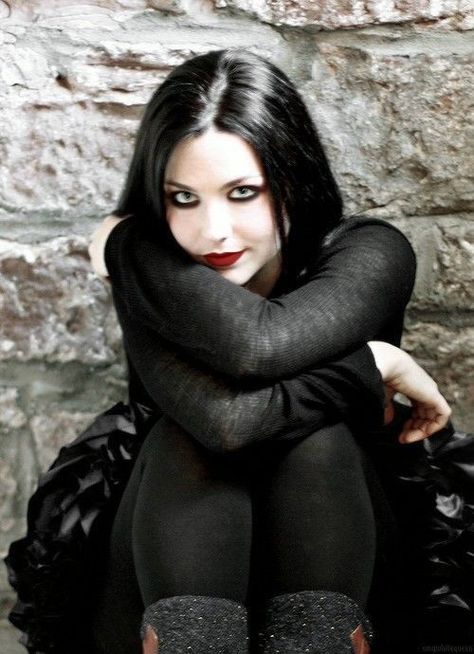 Amy Lee, Evanescence, Black