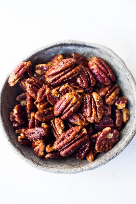 EASY Candied Pecans made in just 15 minutes in the Oven. Only 3 ingredients! Oil free, Sugar Free, Vegan and totally foolproof! The BEST recipe that comes out perfect every time! #candiedpecans #maplepecans Easy Candied Pecans, Entertainment Recipes, Salads Bowls, Feasting At Home, Holiday Sides, Maple Pecan, Roasted Nuts, Candied Pecans, Party Appetizers