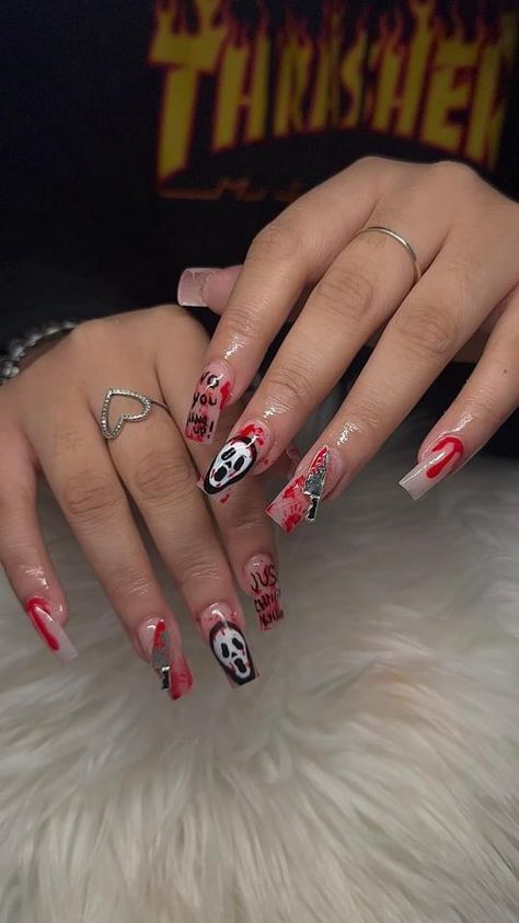 scream nails Halloween Nails Short Ghost Face, Halloween Nails Scary Movie, Scream Nails Almond, Scream Face Nails, Scream Movie Nails, Scream Nails Short, Scream Acrylic Nails, Scream Nails Acrylic, Halloween Scream Nails