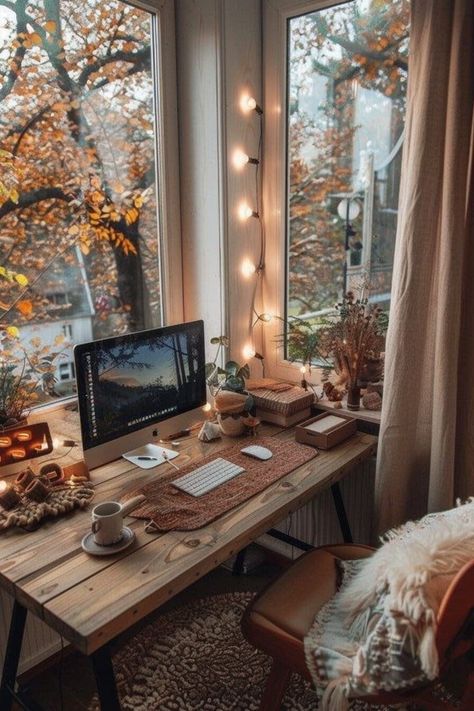 Cozy Workspace, Cozy Office, Desert Decor, Cozy Home Office, Casa Country, Desk Inspiration, Studio Room, Computer Setup, Gamer Room