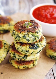 Spinach Patties, Spinach And Potato Recipes, Spinach Potato, Potato Patties, Potato Side Dishes, Spinach Recipes, No Dairy Recipes, Beer Recipes, Potato Dishes