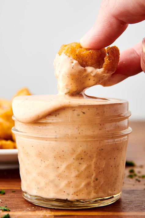 Spicy Ranch Dipping Sauce, Copycat Bww Southwest Ranch, Spicy Ranch Taco Bell Sauce, Taco Bell Spicy Ranch Sauce Recipe, Applebees Mexi Ranch Sauce, Taco Bell Spicy Ranch Sauce, Texas Roadhouse Recipes Copycat, Taco Bell Spicy Ranch, Spicy Ranch Recipe