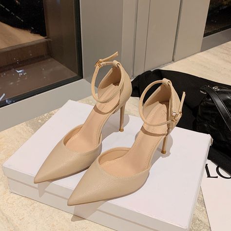 Upper Material: Microfiber Category: Strap Sandals Toe Shape: Pointed Toe Style: Korean Style Sole material: Rubber Lining Material: PU Wearing Style: Buckle Kids Leather Shoes, Sweaters And Jeans, Toe Designs, Outerwear Women, High Heel Sandals, Black Heels, Strap Sandals, Jumpsuits For Women, Apricot