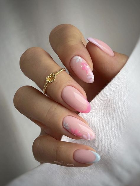 Gel Nails Ideas For Vacation, Nail Ideas Peach Color, Peach Gel Nails Design, Gelnagels Ideas, Peach And Pink Nails, Ladylike Nails, Pink And Peach Nails, Pastel Peach Nails, Nails Peach Color