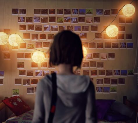 Life Is Strange Life Is Strange Photos, Life Is Strange Game, Life Is Strange Aesthetic, Interactive Story Games, Witcher Wallpaper, Life Is Strange Wallpaper, Strange Wallpaper, Life Is Strange Fanart, Max Caulfield