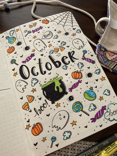 Doodles For October, Halloween Theme Journal, October Calendar Doodles, October Notes Ideas, Journal Halloween Ideas, Oct Bullet Journal, Scrapbook Ideas Halloween, Halloween Themed Bullet Journal, Scrapbook Halloween Ideas