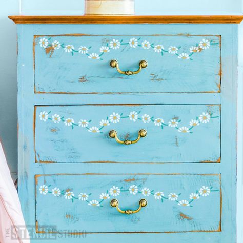 Daisy Chain Stencil Daisy Flower Stencils Floral Stencils - Etsy Daisy Furniture, Chain Stencil, Dresser Designs, Floral Stencils, Wall Stencil Designs, Rooms Decoration, Colourful Decor, Border Stencil, Flower Stencils