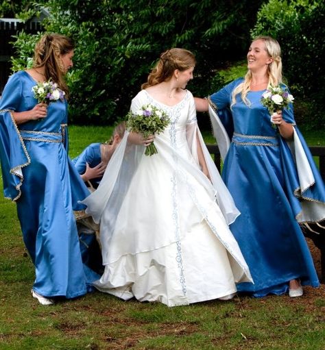 Possible Brides and Bridesmaides Dresses.  Rivendell Bridal. Bridesmaides Dresses, Lotr Wedding, Blue Wedding Dress, Character Fashion, Medieval Clothes, Fantasy Dresses, Fantasy Wedding, Wedding Bridesmaid, Fantasy Fashion