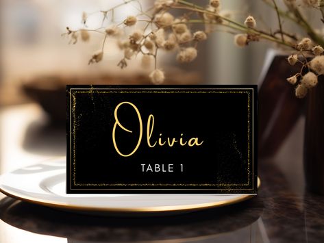 Name Wedding Table, Gold Place Cards, Wedding Name Tags, Elegant Place, Gold Save The Dates, Black And Gold Theme, Printable Place Cards, Wedding Name Cards, Place Card Template