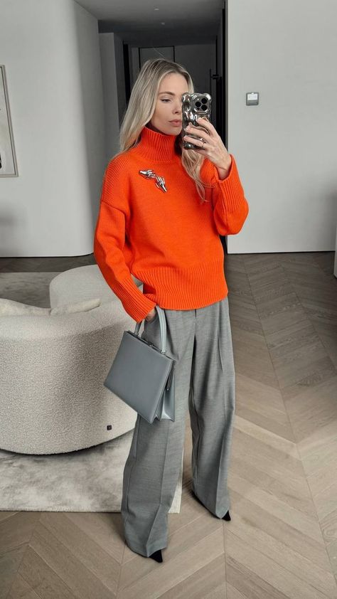 Orange Gray Outfit, Winter Colour Outfits, October Fashion 2024, Orange Long Sleeve Outfit, Orange And Grey Outfit, Orange Sweater Dress Outfit, Work Outfits Fall, Orange Top Outfit, Orange Sweater Outfit