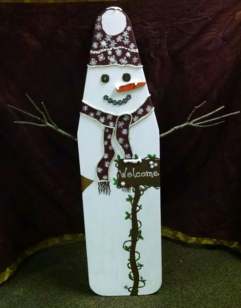 Christmas Ironing Board Ideas, Ironing Board Snowman, Painted Ironing Boards, Old Wooden Ironing Board Ideas, Old Ironing Board Ideas Repurposed, Vintage Ironing Board Ideas, Painted Ironing Board, Door Leaner, Leaner Signs