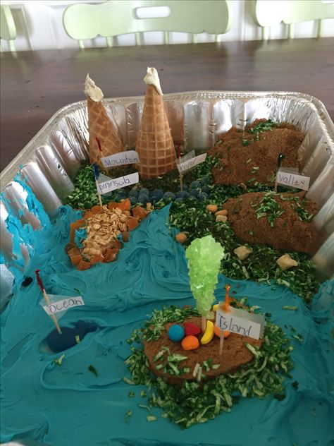 Edible landforms project Edible Landforms, Landforms Project, Landform Projects, Ocean Diorama, Sea Animal Crafts, Diarama Ideas, Social Studies Projects, 3rd Grade Social Studies, Social Studies Lesson Plans