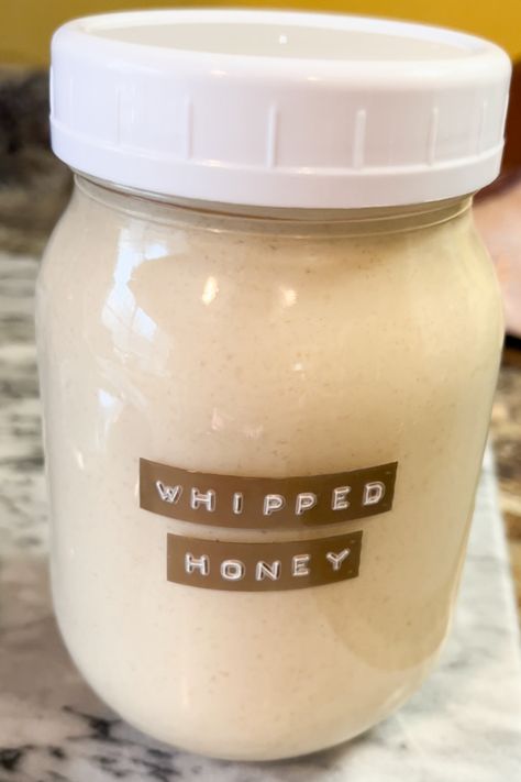 Diy Whipped Honey, How To Make Whipped Honey, Whipped Honey Recipe, Honeydrippers Recipe, Creamed Honey Recipe, Whipped Honey Butter Recipe, Whipped Honey Butter, Sweet Spreads, Homemade Honey Butter