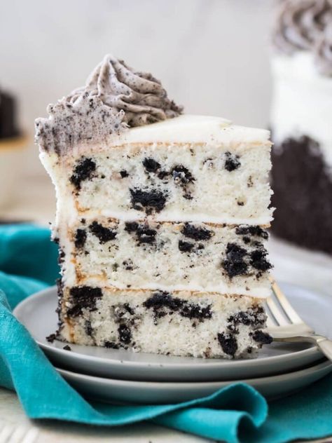 Sugar Spun Run Recipes, Decorated Pies, Cookies And Cream Cake Recipe, Cookies N Cream Cake, Cookies N Cream Cake Recipe, Zebra Cakes, Oreo Cookie Cake, Cookies And Cream Frosting, Cake Recipe From Scratch