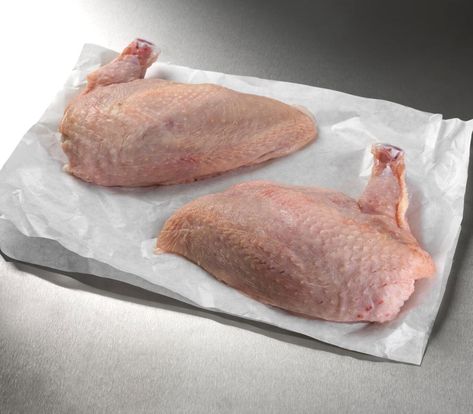 How to cook chicken supremes to perfection - Farmison & Co Chicken Supreme Recipe, Chicken Supreme, Medium Rare Steak, Cook Chicken, Free Range Chickens, Meat Chickens, How To Cook, In The Flesh, How To Cook Chicken