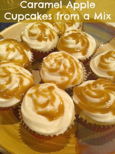 Caramel Apple Cupcakes, Homemade Buttercream, Apple Cupcakes, Caramel Cupcakes, Quick Dessert, Easy Cupcakes, Caramel Recipes, Yummy Cupcakes, Dessert Cupcakes