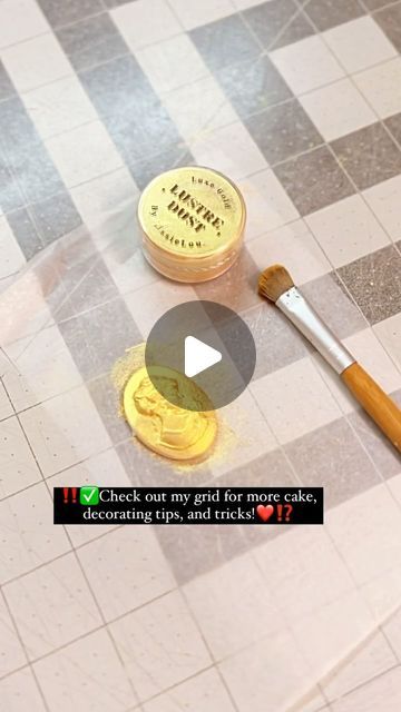 January's Cakes on Instagram: "Try it this way next time! I used @lissieloulondon Gold Luster Dust!" How To Use Luster Dust, How To Use Luster Dust On Chocolate, Fondant Art, Gold Luster Dust, Bottle Cake, Luster Dust, Star Dust, Cake Videos, February 1