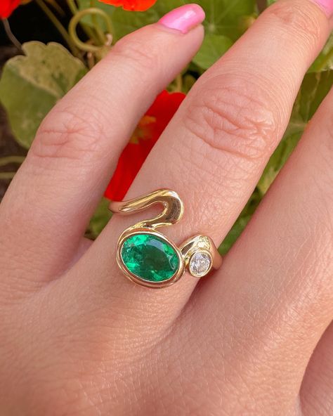 Congrats to Carmen & Eric! The coolest couple deserves a cool ring 〰️🦐✨ Carmen went with a juicy oval emerald in a modified version of our Detour design—obsessed!!! Swipe to see the cuties post-engagement 🥰 Ruby And Emerald Ring, Cool Ring, Fun Couple, Emerald Ring, Design Studio, Emerald, Ring, Quick Saves, Design