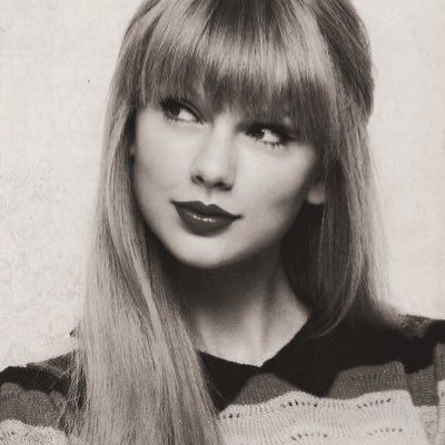 Blonde Hair, Taylor Swift, Bangs, Swift, A Woman, Blonde, Black And White, Hair, White