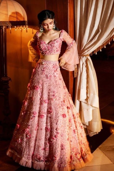 7 Luxury Labels For Brides Who Want Something Unique! Pink Bridal Lehenga, Orang India, Pengantin India, Nikkah Dress, Indian Outfits Lehenga, Floral Lehenga, Wedding Lehenga Designs, Lehenga Designs Simple, Indian Bride Outfits