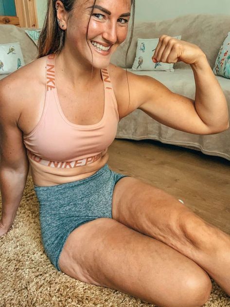 Meet Hayley Madigan, the body positive fitness influencer showing that even the fittest, strongest bodies have cellulite too Body Positive Exercise, Real Body Shapes Aesthetic, Hayley Madigan Fitness, Body Positive Influencers, Real Bodies Outfits, Size 4 Body Image, Size 8 Women Body Image, Real Body Shapes, Size 6 Body Image