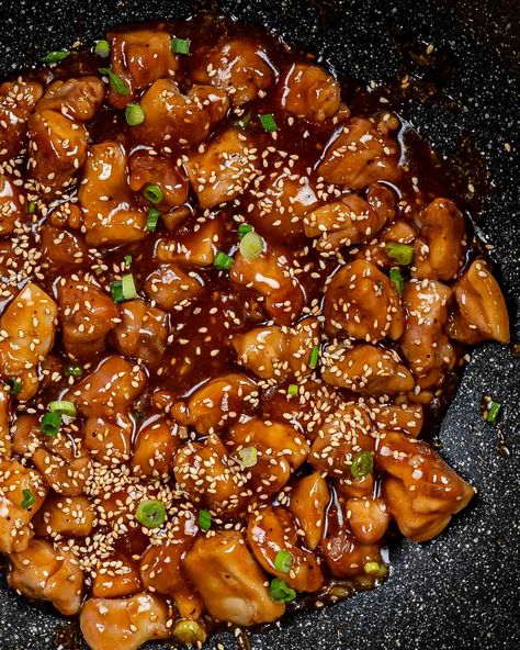 Elevate your dinner game with my quick and easy Teriyaki Chicken recipe. Perfectly glazed chicken with homemade sauce—ready in 20 minutes! #teriyaki #chicken #chickenthighs #recipe Teriyaki Chicken Hibachi Recipe, Quick Chicken Teriyaki Recipe, Healthy Teriyaki Chicken Recipe, Soy Vay Teriyaki Chicken, Teriyaki Chicken Aesthetic, Terriaki Chicken Stirfry, G Hughes Teriyaki Recipes, Chicken Terriaki Recipe, Chicken Terriaki Chicken Stir Fry