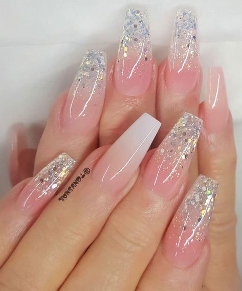 Clear Nail Designs With Glitter, Simple Wedding Nails, Tattoos Drawing, Wedding Nail Art Design, Nails For Bride, Wedding Nail, Pretty Nail Designs, Wedding Nails For Bride, Wedding Nails Design