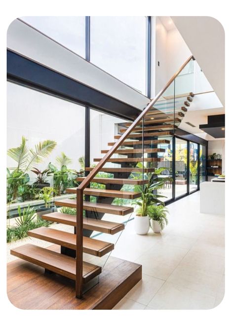 Wooden Staircase Design, Stair Railing Makeover, Stair Design Architecture, Staircase Interior Design, Modern Stair Railing, Wooden Staircase, Staircase Railing, Staircase Design Modern, Contemporary Stairs