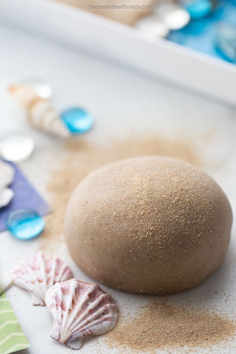 DIY Sand Playdough Sand Playdough, Homemade Sand, Sand Play Dough, How To Make Sand, Glitter Playdough, Sand Dough, Cooked Playdough, Sensory Activities For Preschoolers, Sands Recipe