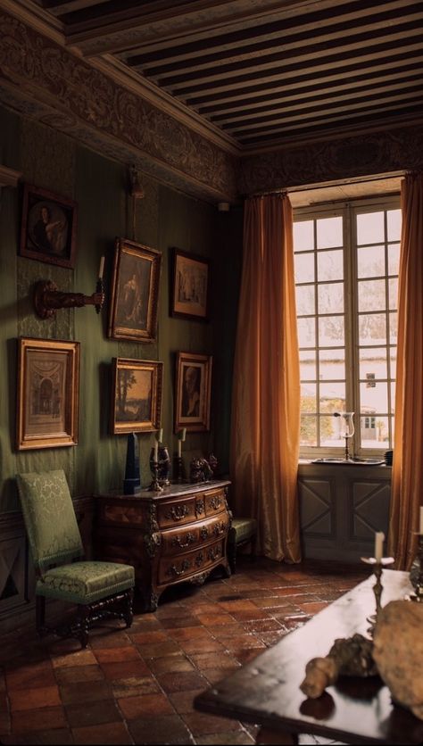 1800s Apothecary, English Homes Interiors, Dark Academia Room, Dark Interior Design, Academia Room, Victorian Manor, Mediterranean Interior Design, Apartment Vibes, Mediterranean Interior