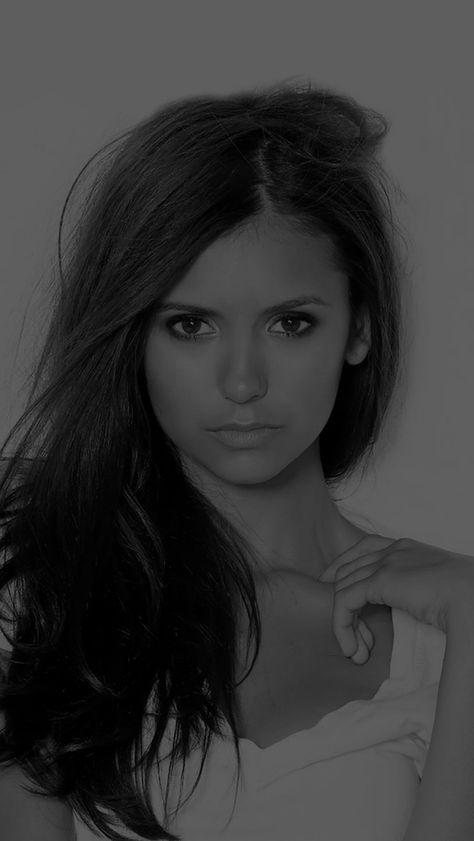 Nina Dobrev Pretty Celebrity, Professional Hairstyles For Men, Hot Wallpapers, Look Wallpaper, Prettiest Celebrities, Wallpapers For Iphone, Katherine Pierce, Adriana Lima, Nina Dobrev