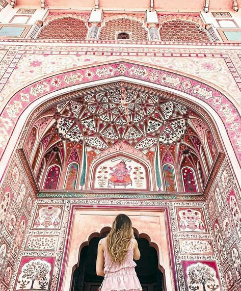 Amer Fort, #Jaipur Beach Photography Friends, Amelia Liana, Jaipur Travel, Beach Pictures Kids, Amer Fort, Cute Beach Pictures, Travel Pose, Magical City, Family Beach Pictures