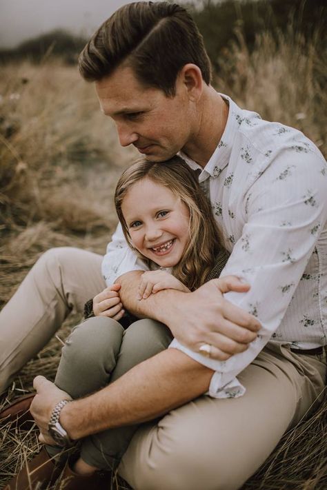 daddy and me session Father And Me Photography, Father And Daughters Photography, Father Daughter Photoshoot Ideas, Daddy And Me Mini Session Ideas, Father Daughter Portraits, Dad And Me Mini Session Ideas, Fathers Day Photoshoot Ideas, Fatherhood Photoshoot, Dad And Daughters Photo Ideas