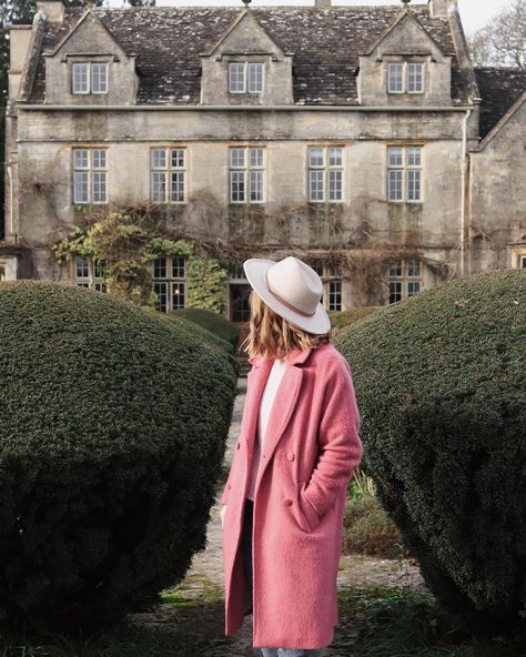 London is Pink 💗 Jules | Photographer (@londonispink) • Instagram photos and videos Pink Peacoat, The Cotswolds, To Share, The First, London, Hotel, Photo And Video, Instagram Photo, Photographer