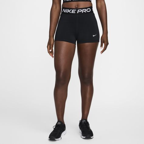 Don't let anything stop you from reaching your goals—especially not your period. These lightweight, stretchy Nike Pro shorts dry quickly and are equipped with an ultrathin liner that helps prevent leaks when worn as a backup to your usual protection.﻿ So whether you're pushing through a challenging set or counting down the clock, you can take it on without worry. Gray Nike Pro Shorts, Nike Clothes Women, Pro Nike Shorts, Nike Pros Shorts, Nike Shorts Outfit, Nike Women Outfits, Grey Nike Pros, Biker Shorts Black, Black Nike Pros