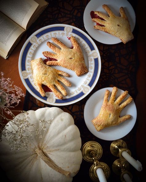 Addams Family Dinner, Adams Family Halloween, Strawberry Hand Pies, Addams Family Theme, Spooky Dinner, Family Halloween Party, Movie Night Food, Hand Pie Recipes, Halloween Foods