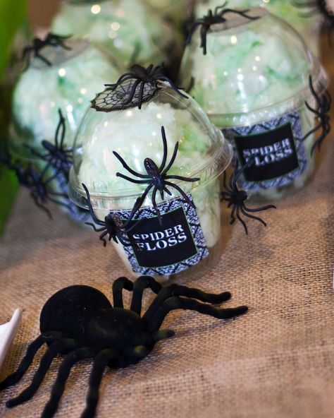 spider floss cotton candy. Gourmet Cotton candy available at www.fluffpop.com | Gourmet cotton candy spun-live at events is available from Fluffpop™. www.fluffpop.com. Gluten-free, vegan, organic, and kosher options available. #fluffpop #gourmetcottoncandy #cottoncandy #healthydessert #weddingideas | Photo credit: unknown. To credit photo, please email info@fluffpop.com and we will update our records. Haunted Carnival, Halloween Baskets, Bird Party, The Bayou, Gourmet Popcorn, Birthday Halloween Party, Halloween Party Themes, Halloween Desserts, Halloween Food For Party