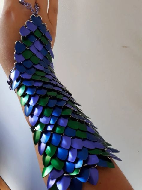 Scalemail Small Scale Half Sleeves Chainmaille and - Etsy Scalemail Dress, Scalemail Armor, Scale Mail Armor, Dragon Inspired Outfits, Dragon Scale Outfit, Female Scale Mail, Dragon Outfit, Scale Mail Pauldrons, Dragon Scale Dress