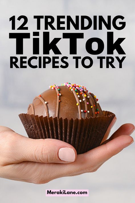 Tik Tok Recipes Desserts, Easy Tick Tock Recipes, Trending Chocolate Treats, Trending Baking Ideas, Viral Tiktok Desserts, Viral Recipes Tiktok, Tiktok Desserts Videos, Tik Tok Desserts, Tiktok Snack Recipes